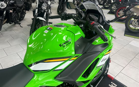 Neufahrzeug Kawasaki Ninja 650 KRT - Bild 6