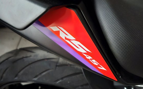 Neufahrzeug Aprilia RS 457 - Bild 7