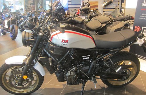 Gebrauchtmotorrad Yamaha XSR700 XTribute