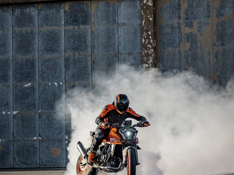 Angebot KTM 990 Duke Bild 15: Angebot KTM 990 Duke