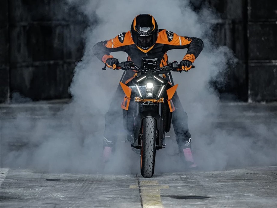 Angebot KTM 990 Duke Bild 9: Angebot KTM 990 Duke