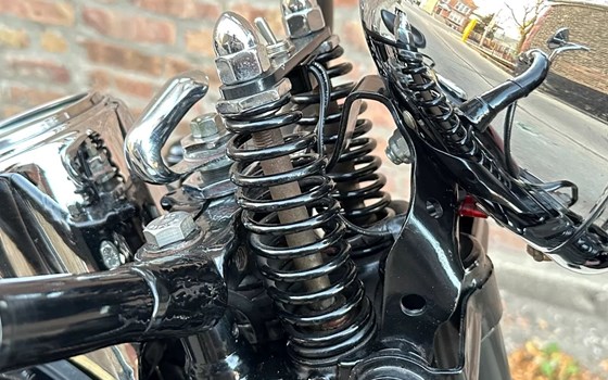 Gebrauchtmotorrad Harley-Davidson WL 750 Flathead - Bild 2 Gebrauchtmotorrad Harley-Davidson WL 750 Flathead - Bild 2