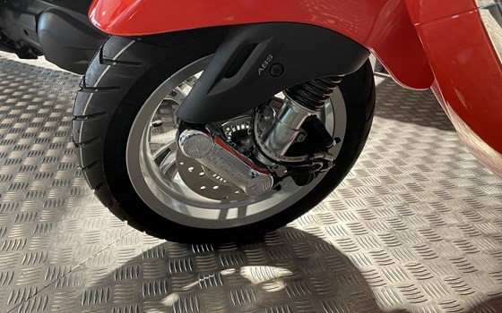 Neufahrzeug Vespa Primavera 125 - Bild 7