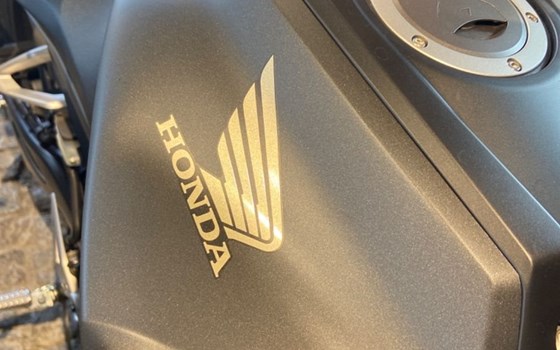 Gebrauchtmotorrad Honda CB125R - Bild 13