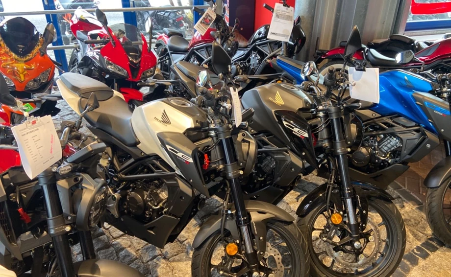 Angebot Honda CB125R Bild 17: Angebot Honda CB125R