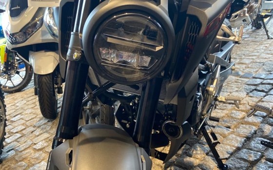 Gebrauchtmotorrad Honda CB125R - Bild 18