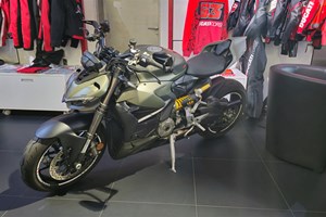 Angebot Ducati Streetfighter V2