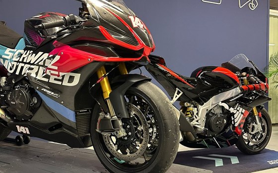 Neufahrzeug Aprilia RSV4 1100 Factory - Bild 1