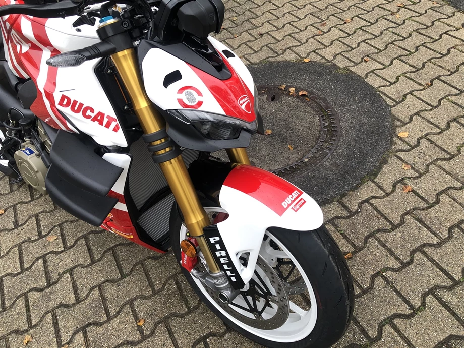 Angebot Ducati Streetfighter V4 S Bild 12: Angebot Ducati Streetfighter V4 S