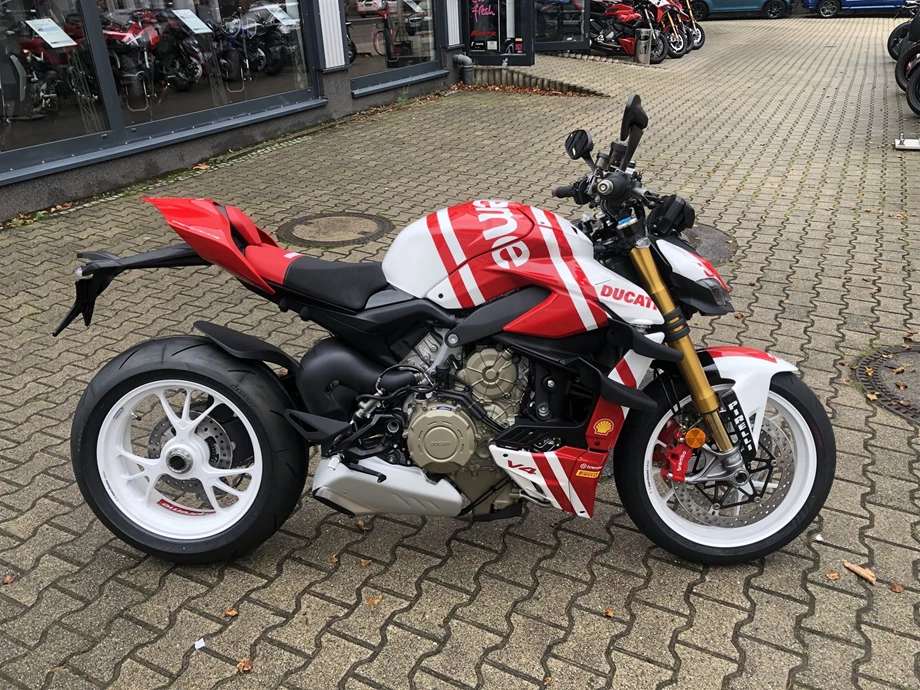Angebot Ducati Streetfighter V4 S Bild 6: Angebot Ducati Streetfighter V4 S