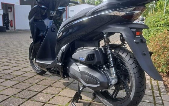 Gebrauchtmotorrad Honda SH350i - Bild 6