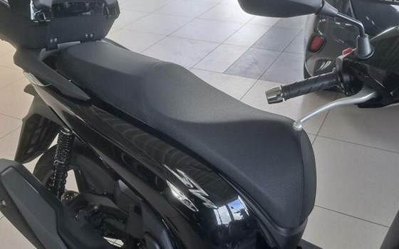 Gebrauchtmotorrad Honda SH350i - Bild 9