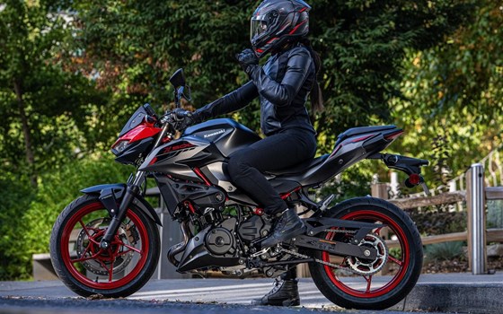 Neufahrzeug Kawasaki Z900 SE - Bild 12