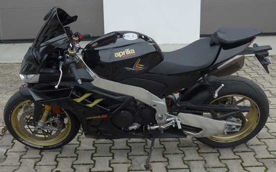 Gebrauchtmotorrad Aprilia RSV 4 Factory - Bild 5