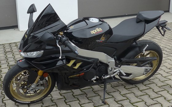 Gebrauchtmotorrad Aprilia RSV 4 Factory - Bild 6