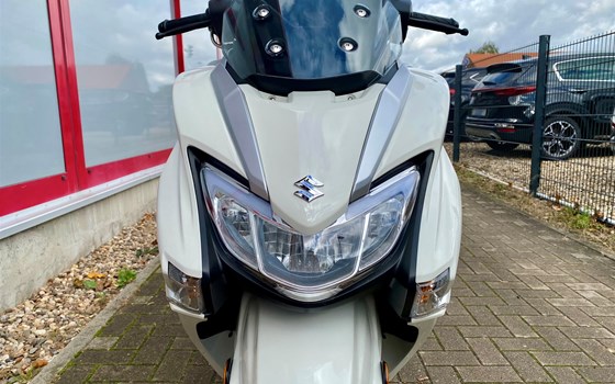 Gebrauchtmotorrad Suzuki Burgman Street 125EX - Bild 11