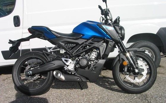 Neufahrzeug Honda CB125R - Bild 3