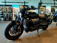 Gebrauchtmotorrad Triumph Rocket 3 Storm R Sapphire Black / Granite