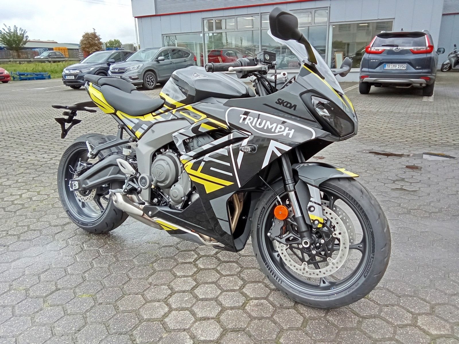 Triumph Daytona 660