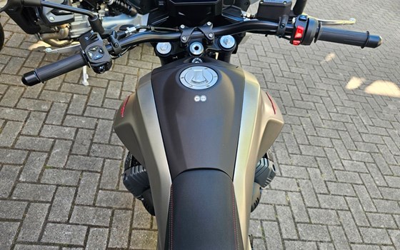 Neufahrzeug Moto Guzzi V85 Strada - Bild 10
