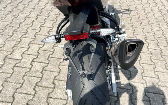 Neufahrzeug Aprilia Tuono V4 1100 - Bild 3
