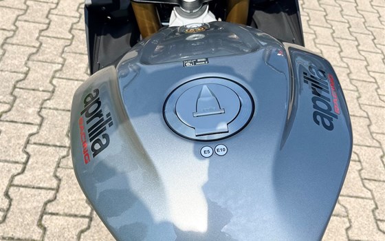Neufahrzeug Aprilia Tuono V4 1100 - Bild 12