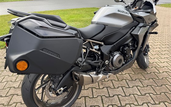 Neufahrzeug Suzuki GSX-S1000GT - Bild 4