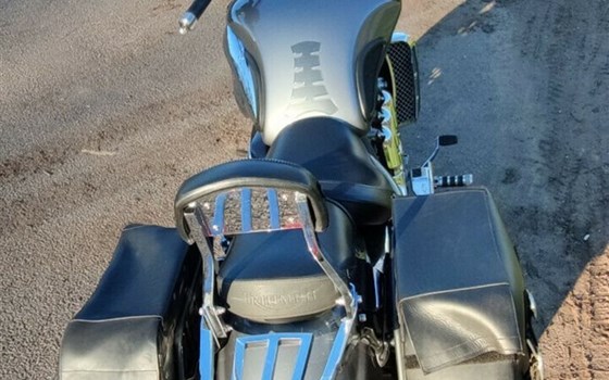 Gebrauchtmotorrad Triumph Rocket III Classic - Bild 2