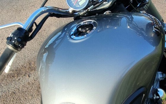 Gebrauchtmotorrad Triumph Rocket III Classic - Bild 4