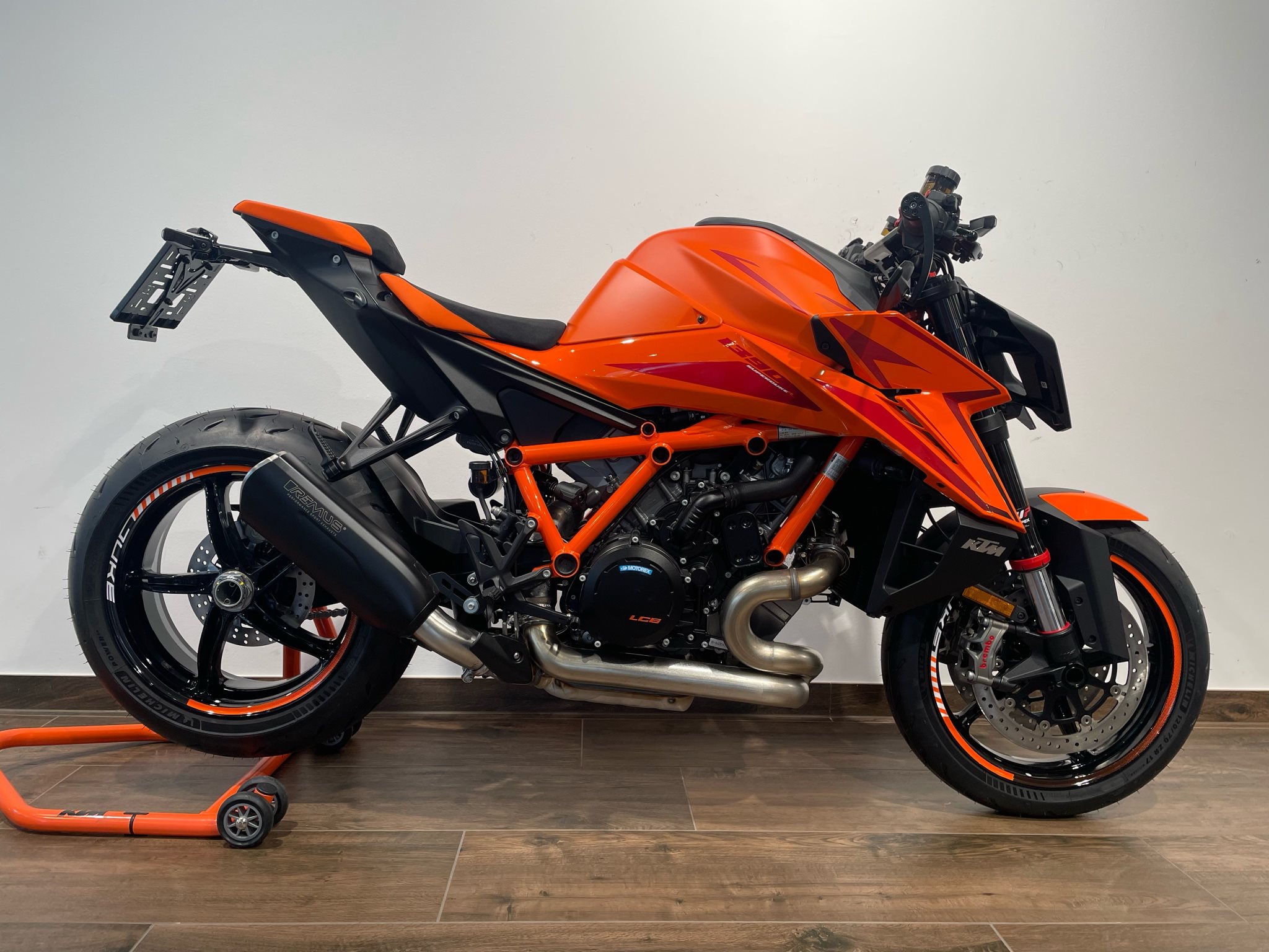 KTM 1390 Super Duke R