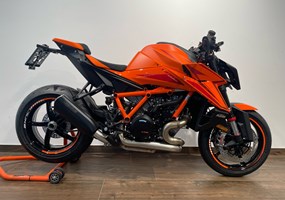 KTM 1390 Super Duke R