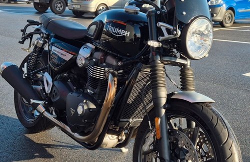 Gebrauchtmotorrad Triumph Speed Twin 1200