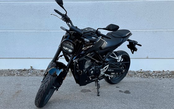 Neufahrzeug Honda CB125R - Bild 4