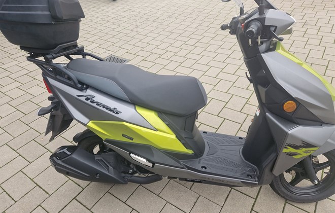 Suzuki Avenis 125