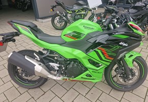 Kawasaki Ninja 500 SE