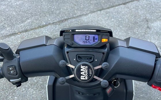 Gebrauchtmotorrad Peugeot Speedfight - Bild 3