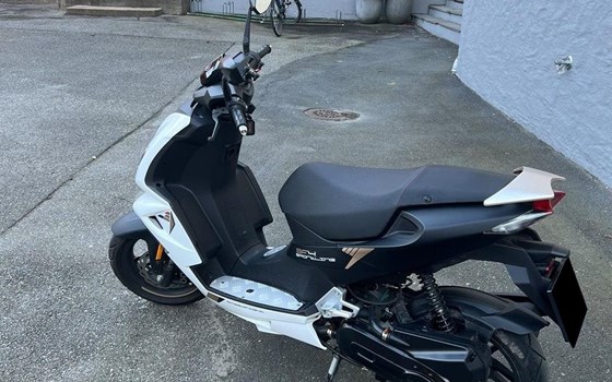 Gebrauchtmotorrad Peugeot Speedfight - Bild 4