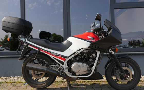 Gebrauchtmotorrad Honda VF 500 F - Bild 2