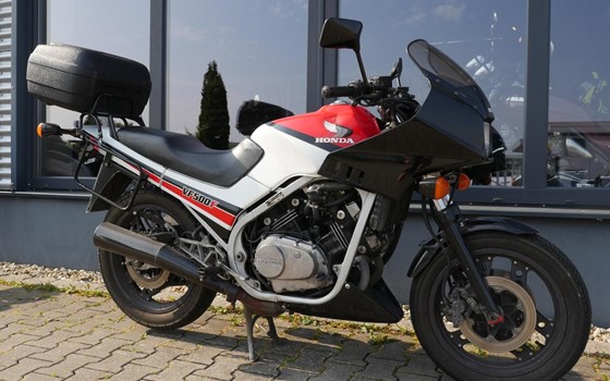 Gebrauchtmotorrad Honda VF 500 F - Bild 4