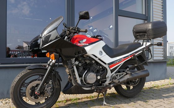 Gebrauchtmotorrad Honda VF 500 F - Bild 6