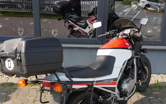 Gebrauchtmotorrad Honda VF 500 F - Bild 9