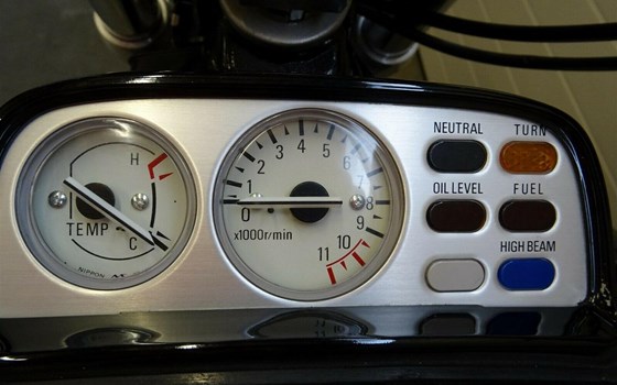 Gebrauchtmotorrad Yamaha V-Max VMX 1200 - Bild 11