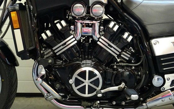 Gebrauchtmotorrad Yamaha V-Max VMX 1200 - Bild 14