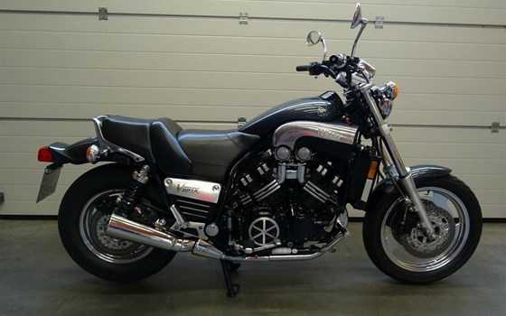 Gebrauchtmotorrad Yamaha V-Max VMX 1200 - Bild 3