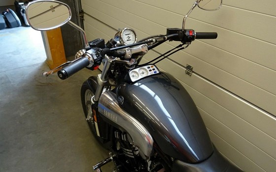 Gebrauchtmotorrad Yamaha V-Max VMX 1200 - Bild 7