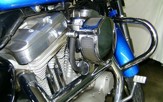 Gebrauchtmotorrad Harley-Davidson Sportster XL 883 C Custom - Bild 10