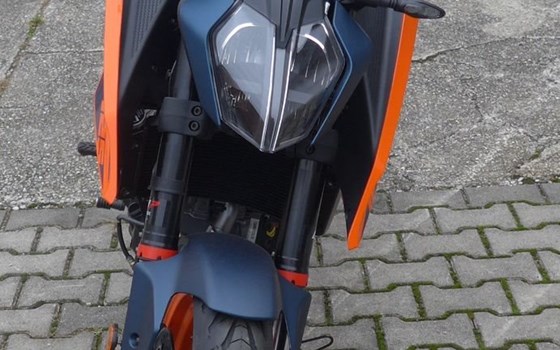 Neufahrzeug KTM 125 Duke - Bild 8