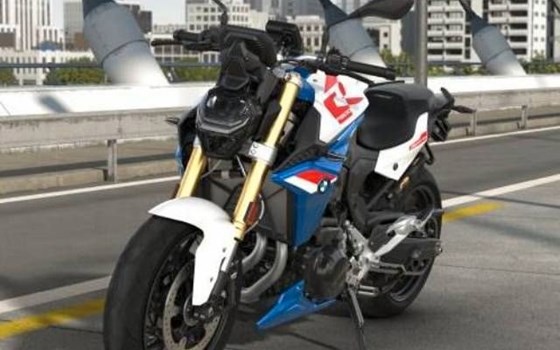 Gebrauchtmotorrad BMW F 900 R - Bild 4