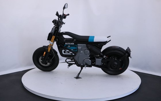 Gebrauchtmotorrad BMW CE 02 11kW - Bild 4