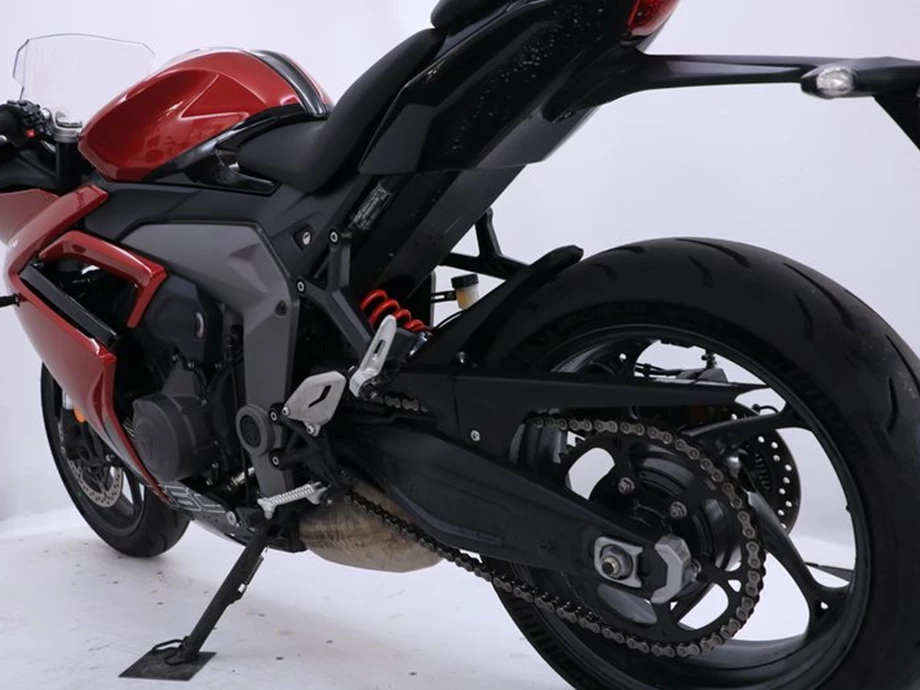 Angebot Triumph Daytona 660 Bild 13: Angebot Triumph Daytona 660